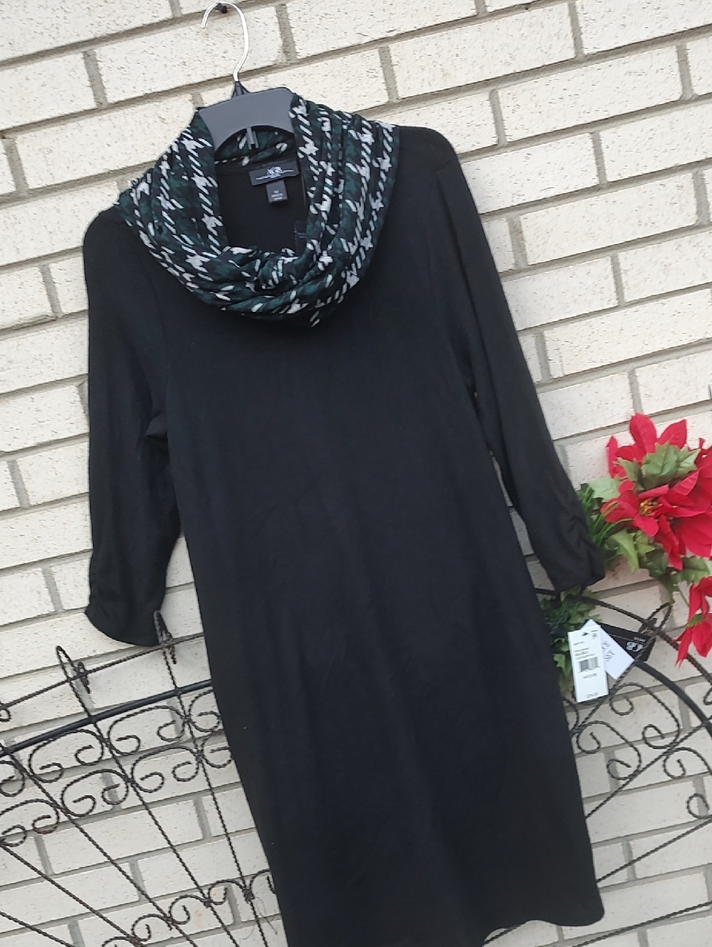 Black Knit Dress with Patterned Infinity Scarf - Picture 4 of 10
